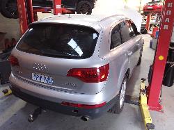 View Auto part A/C Condenser Audi Q7 2010