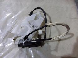 View Auto part Door/Boot/Gate Lock Volkswagen Passat 2002