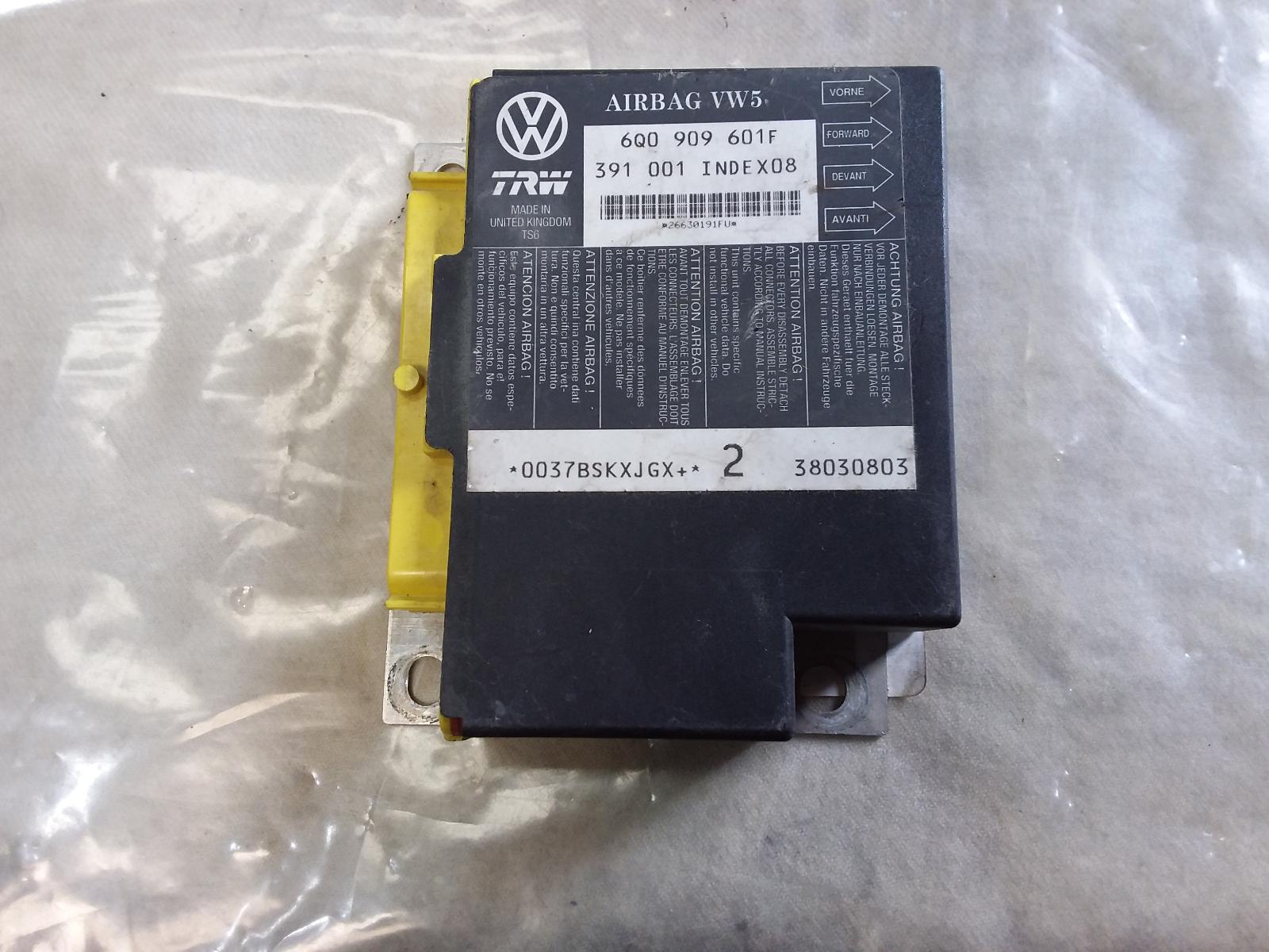 2004 Volkswagen Polo Airbag Module/Sensor View Auto part Airbag Module/Sensor Volkswagen Polo 2004