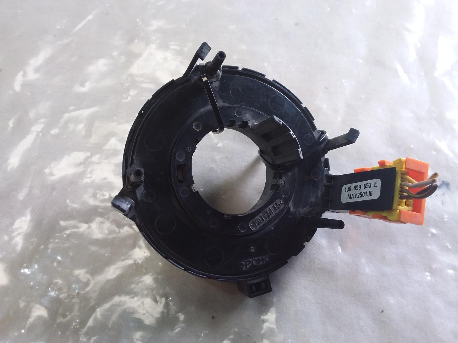 View Auto part Airbag Module/Sensor Volkswagen Passat 2001