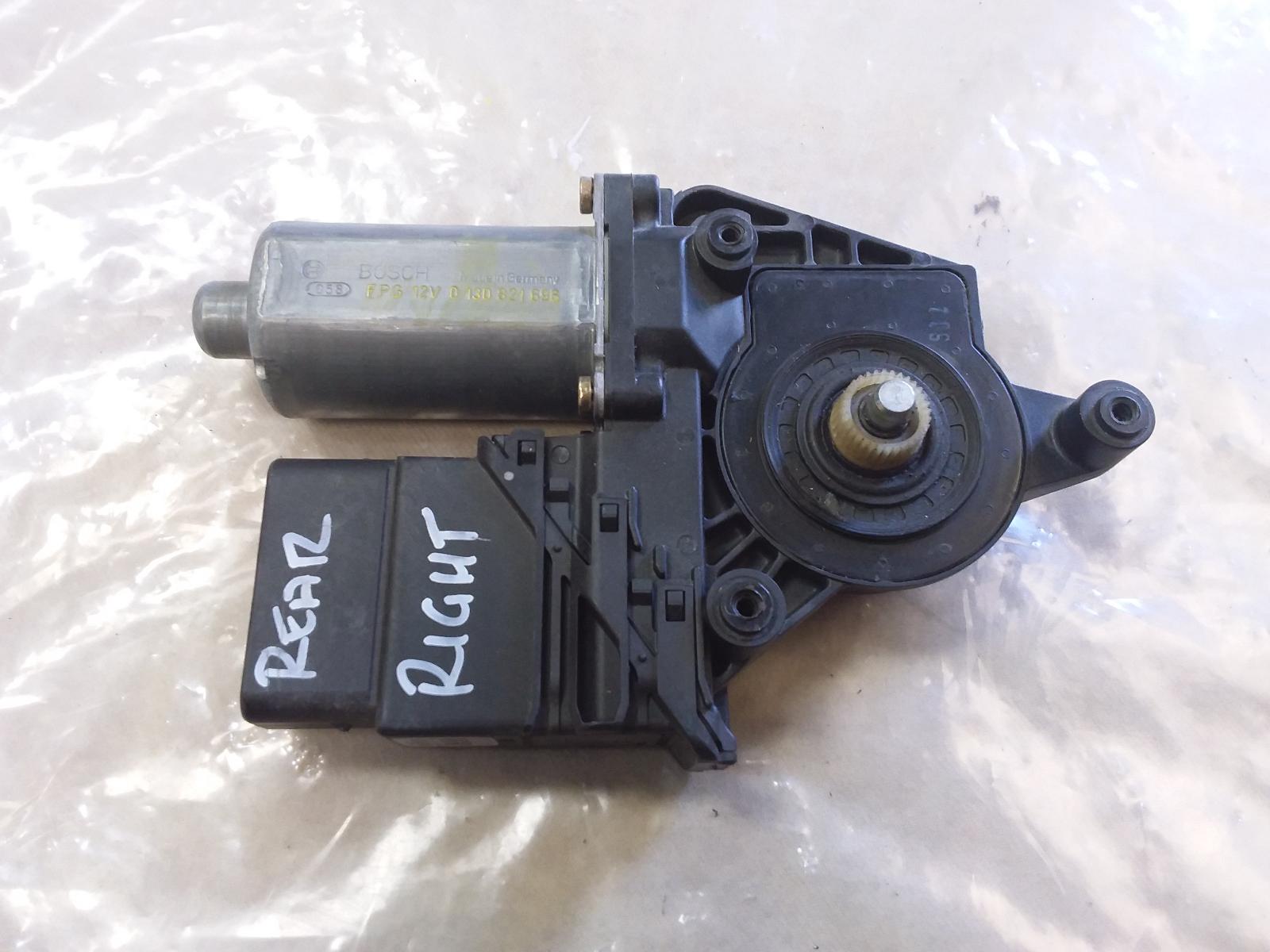 2002 Volkswagen Passat Right Rear Wnd Reg/Motor View Auto part Right Rear Wnd Reg/Motor Volkswagen Passat 2002