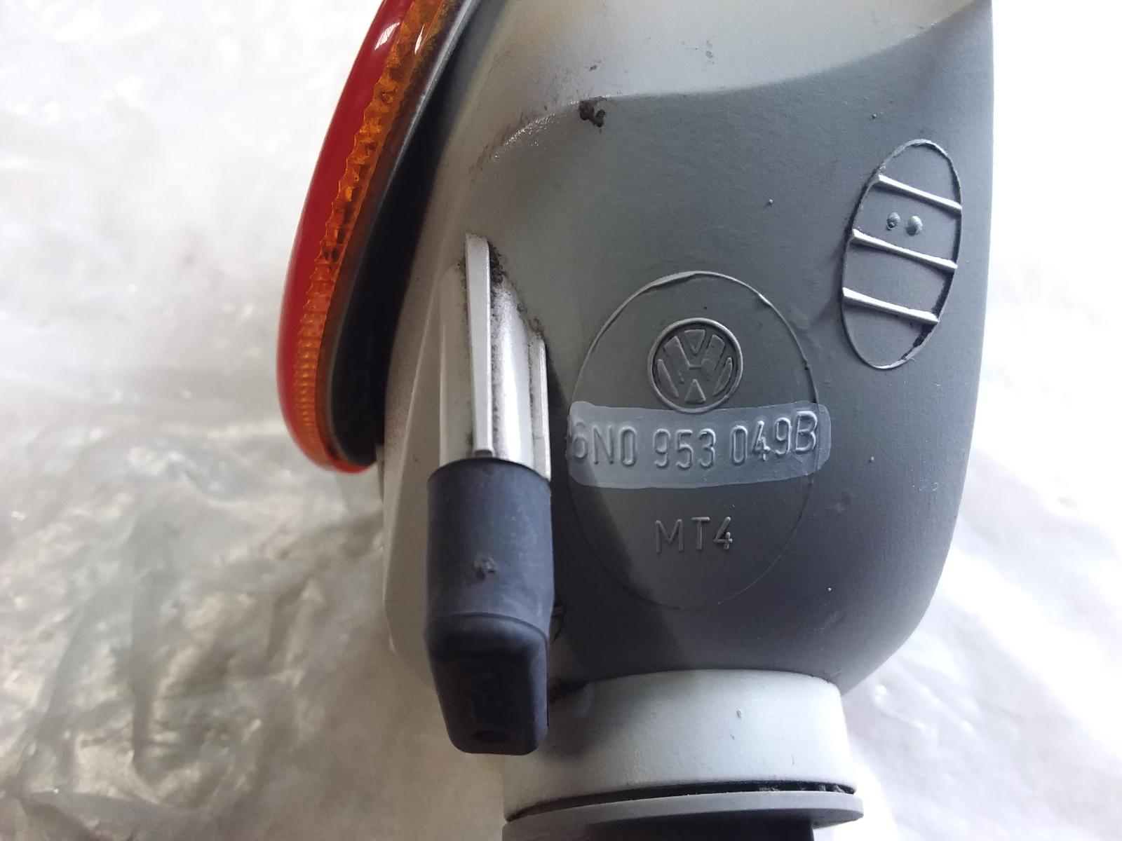 1997 Volkswagen Polo Left Indicator/Fog/Side View Auto part Left Indicator/Fog/Side Volkswagen Polo 1997