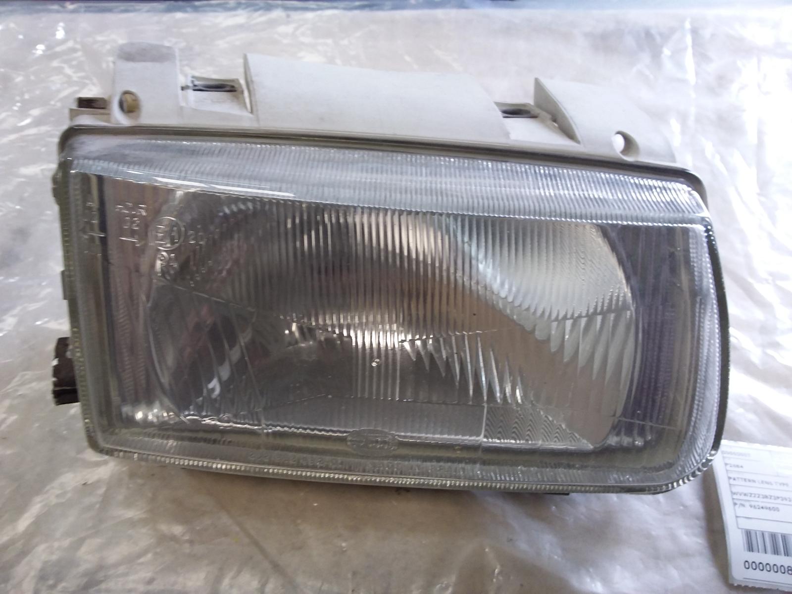View Auto part Right Headlamp Volkswagen Polo 1997
