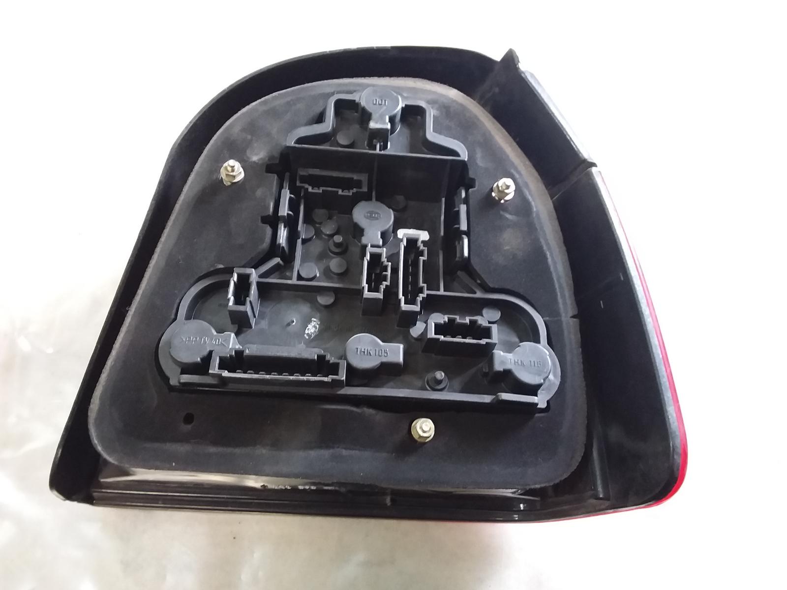 View Auto part Left Taillight Volkswagen Golf 1998
