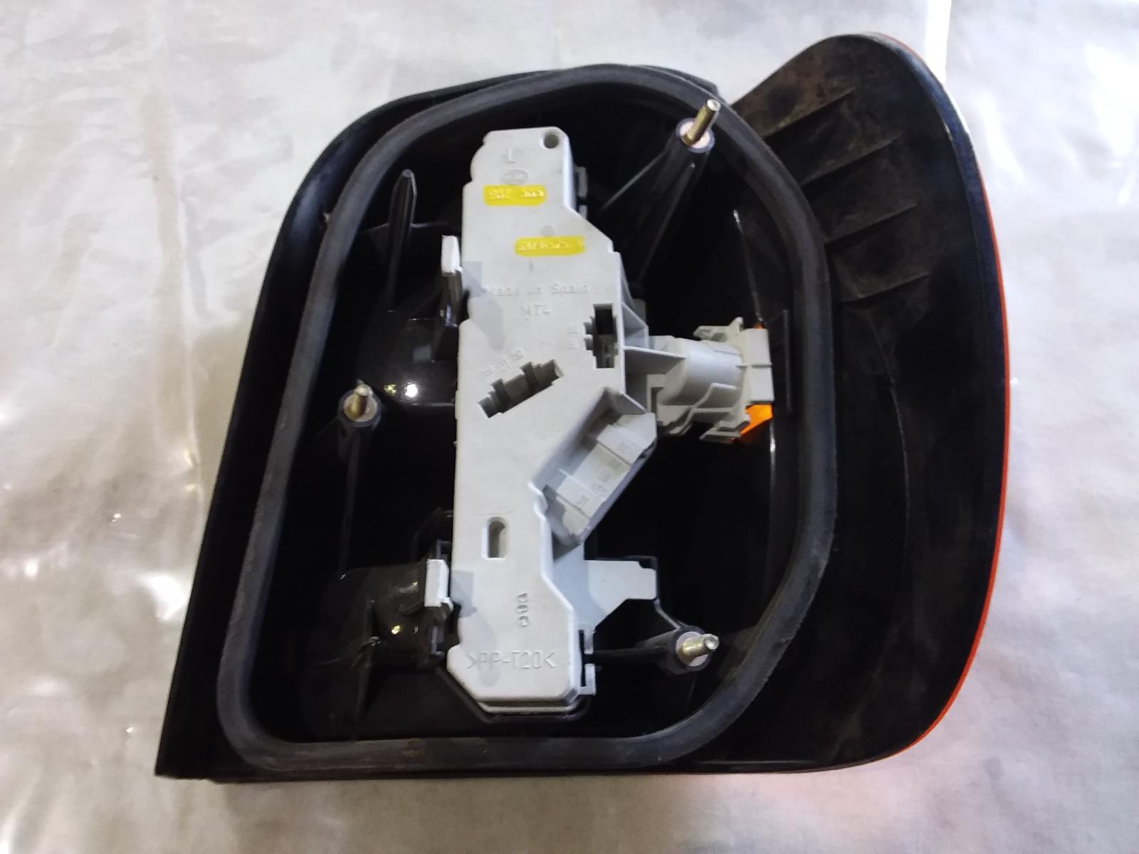 View Auto part Left Taillight Volkswagen Polo 1997