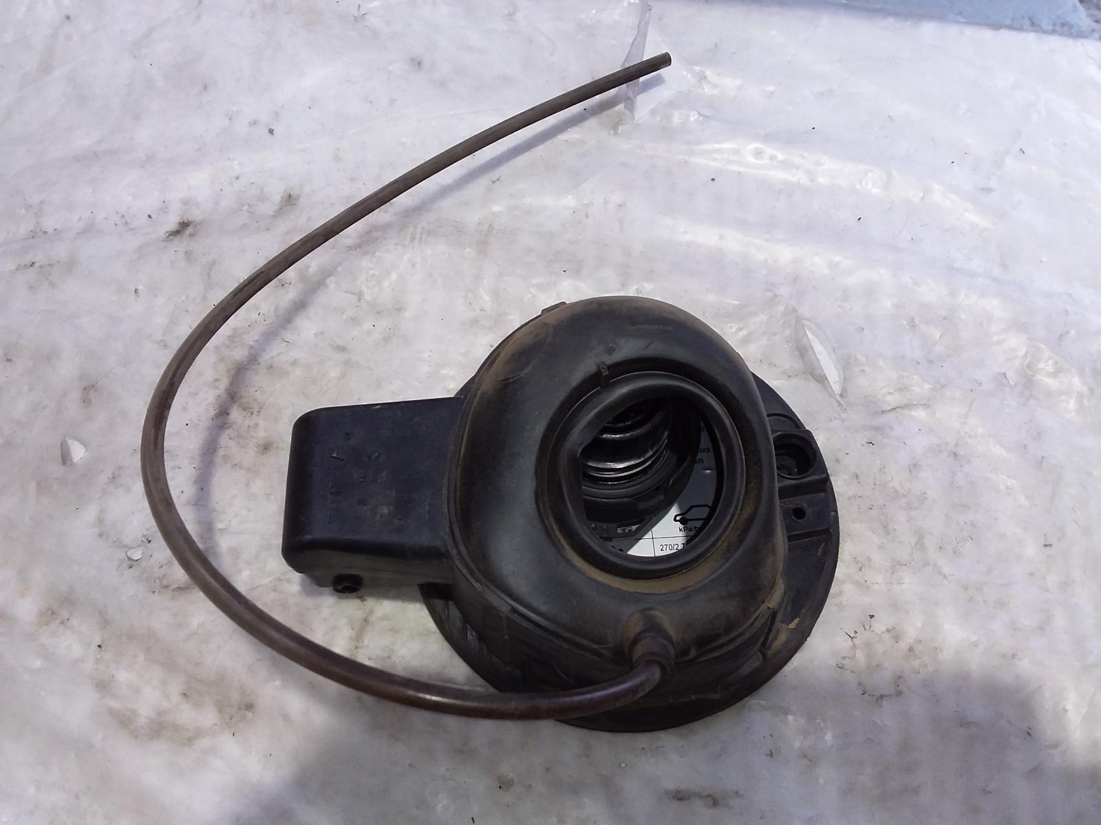 View Auto part Fuel Door / Filler Volkswagen Polo 2012