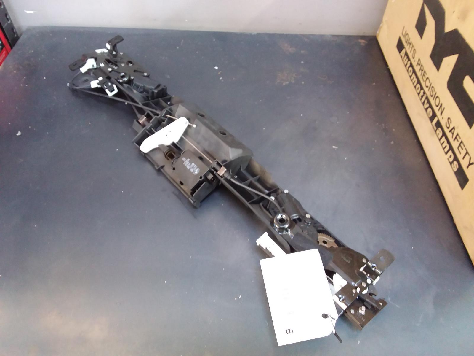 View Auto part Door/Boot/Gate Lock Bmw 3 Series 2008