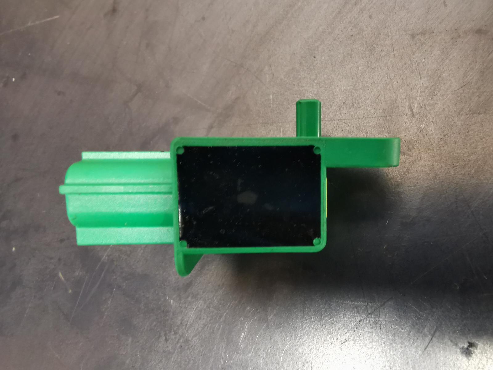 View Auto part Airbag Module/Sensor Audi Q7 2010