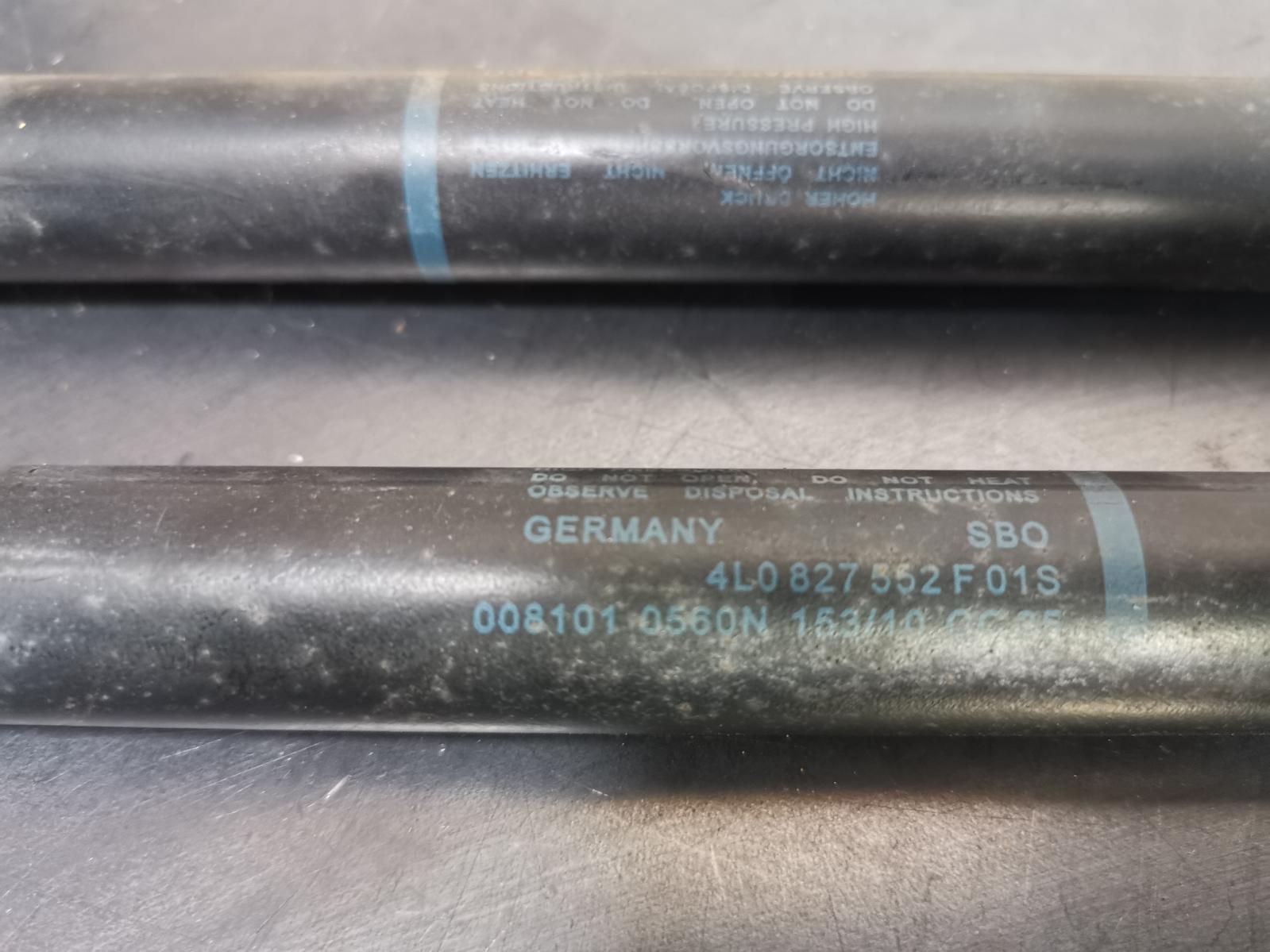 View Auto part Hatch Strut Audi Q7 2010