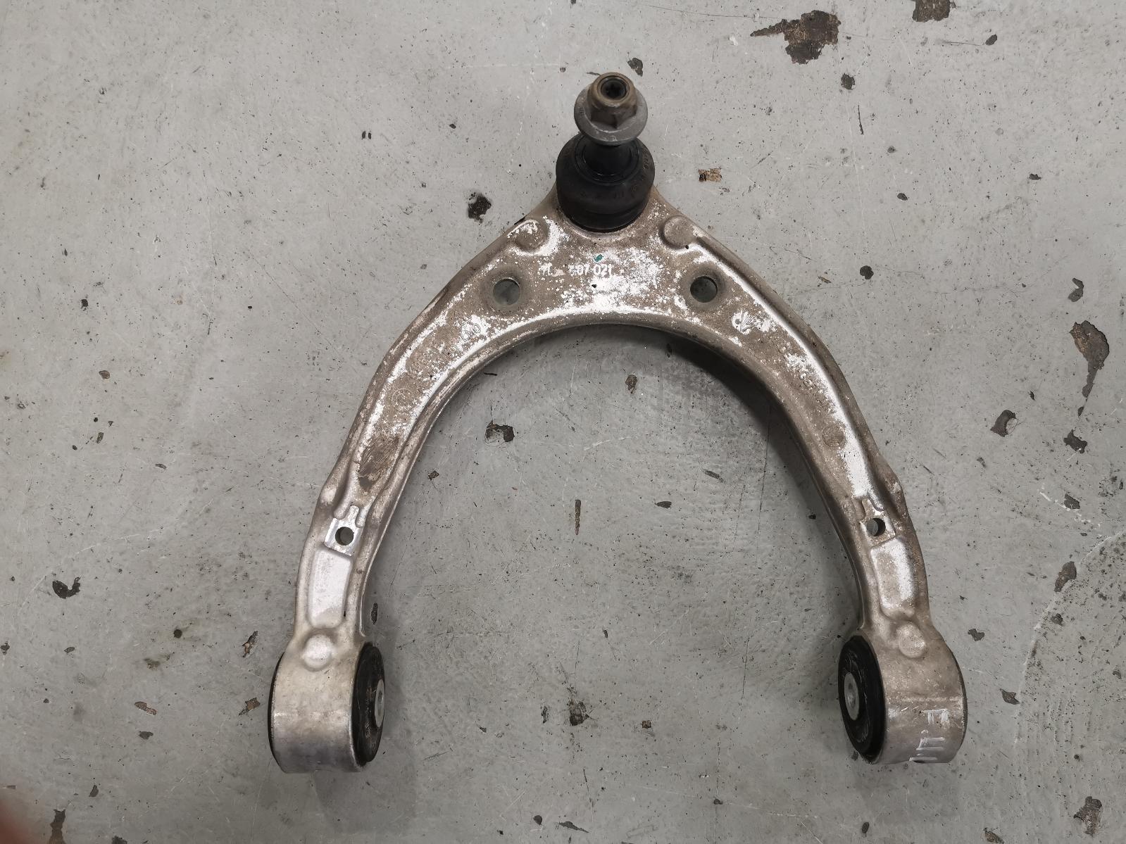View Auto part Left Front Upper Control Arm Audi Q7 2010