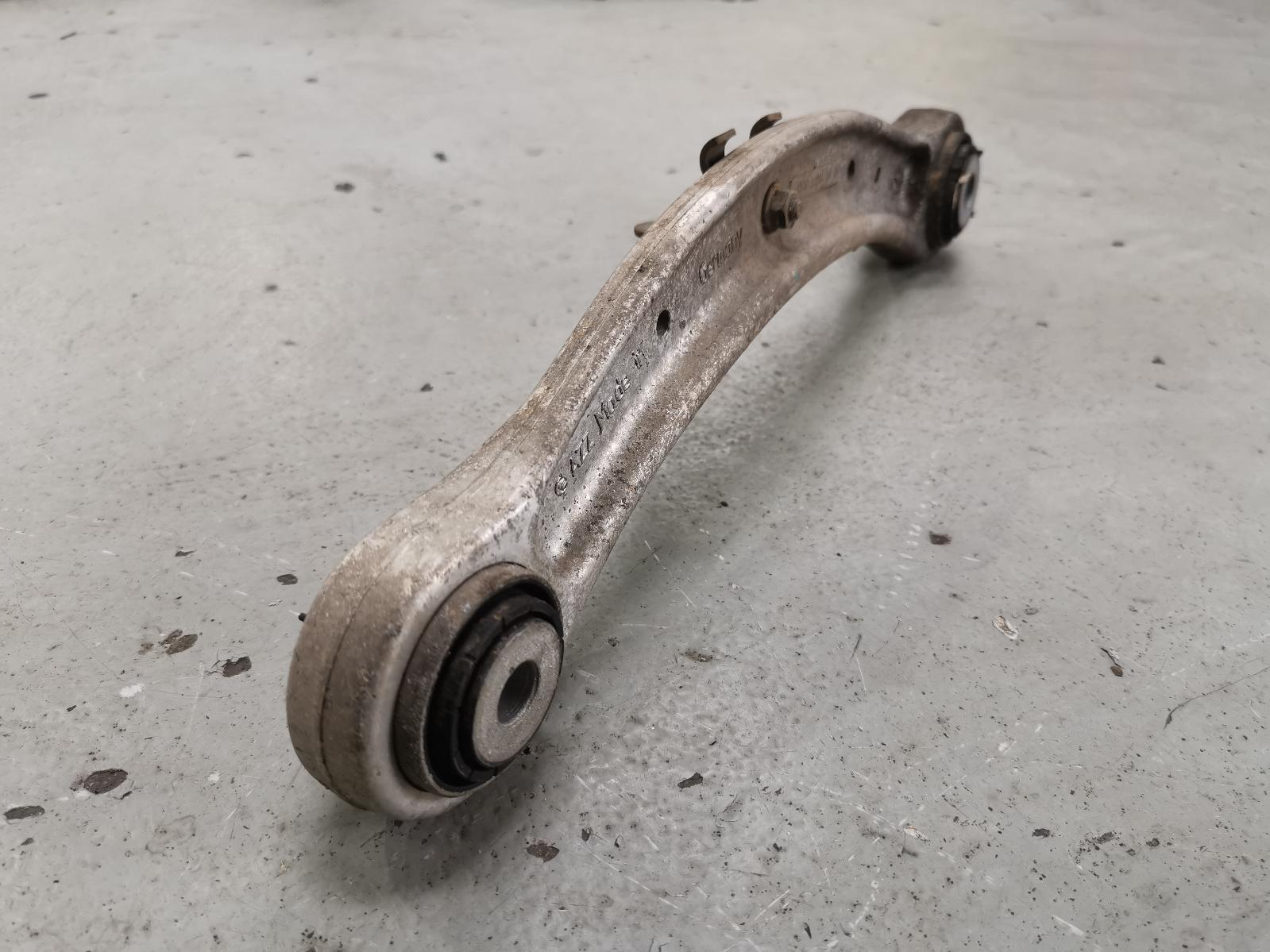 View Auto part Left Rear Trailing Arm Audi Q7 2010