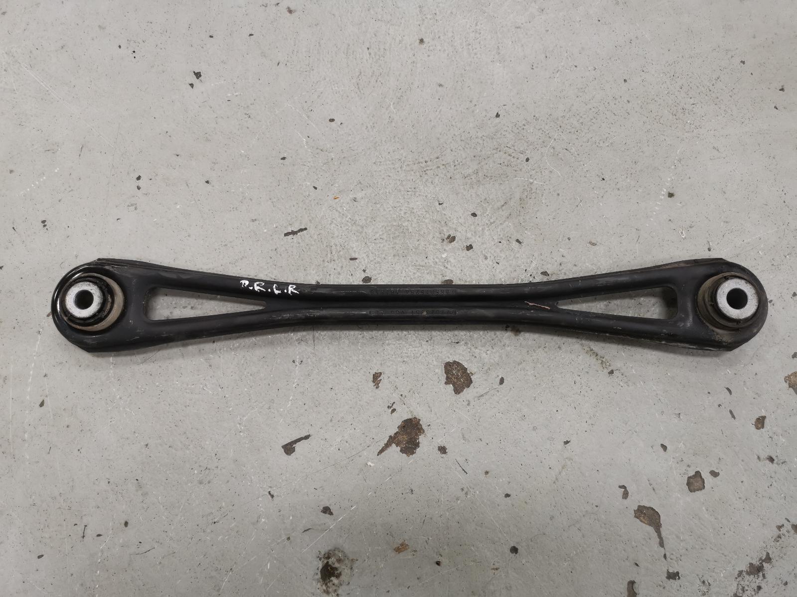 2010 Audi Q7 Right Rear Trailing Arm View Auto part Right Rear Trailing Arm Audi Q7 2010