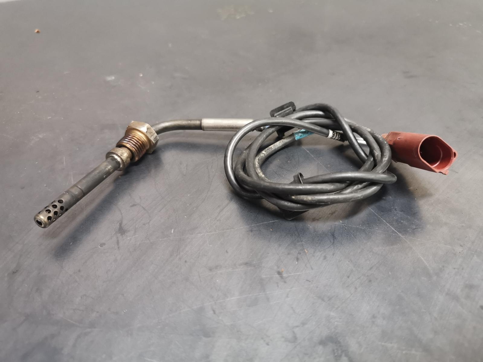 View Auto part Misc Audi Q7 2010
