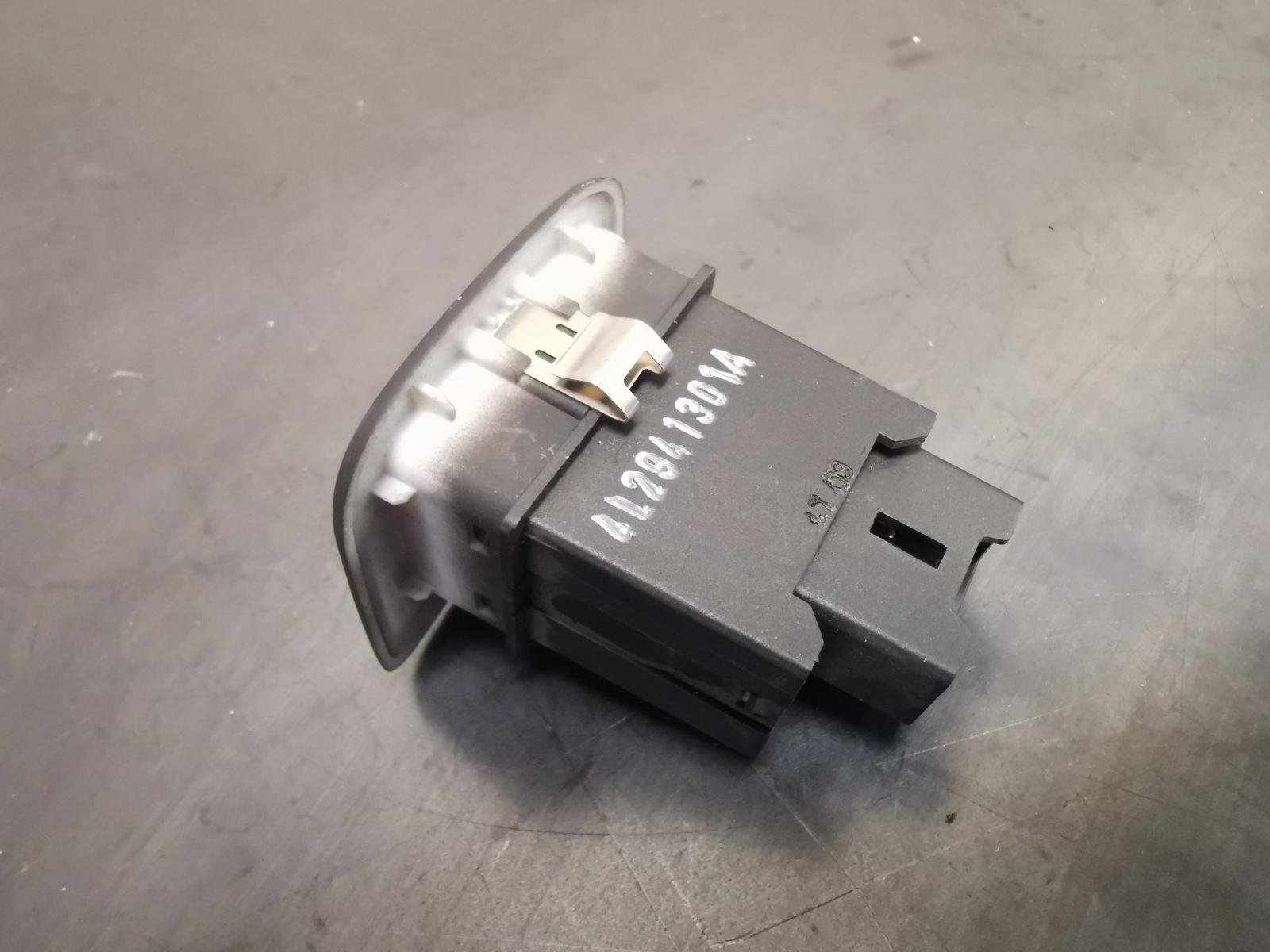 2010 Audi Q7 Combination Switch View Auto part Combination Switch Audi Q7 2010