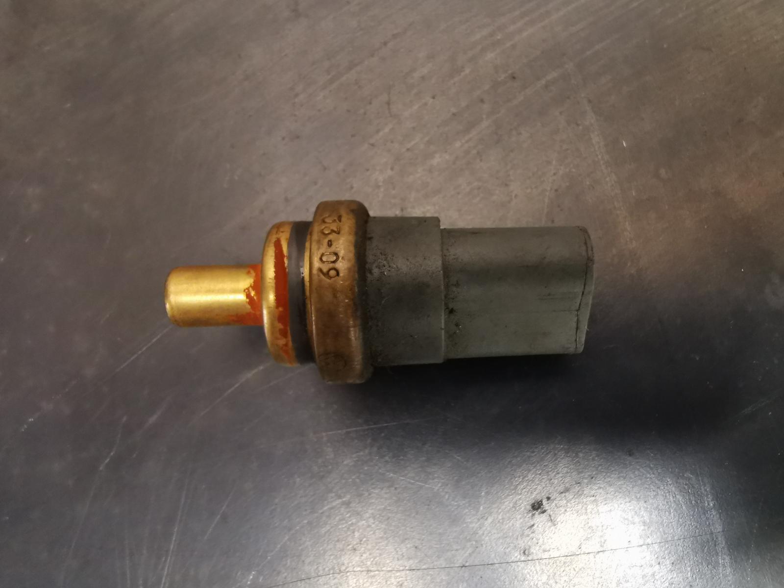 View Auto part Misc Audi Q7 2010