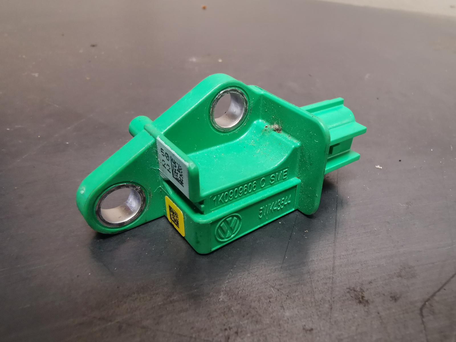 View Auto part Airbag Module/Sensor Audi Q7 2010