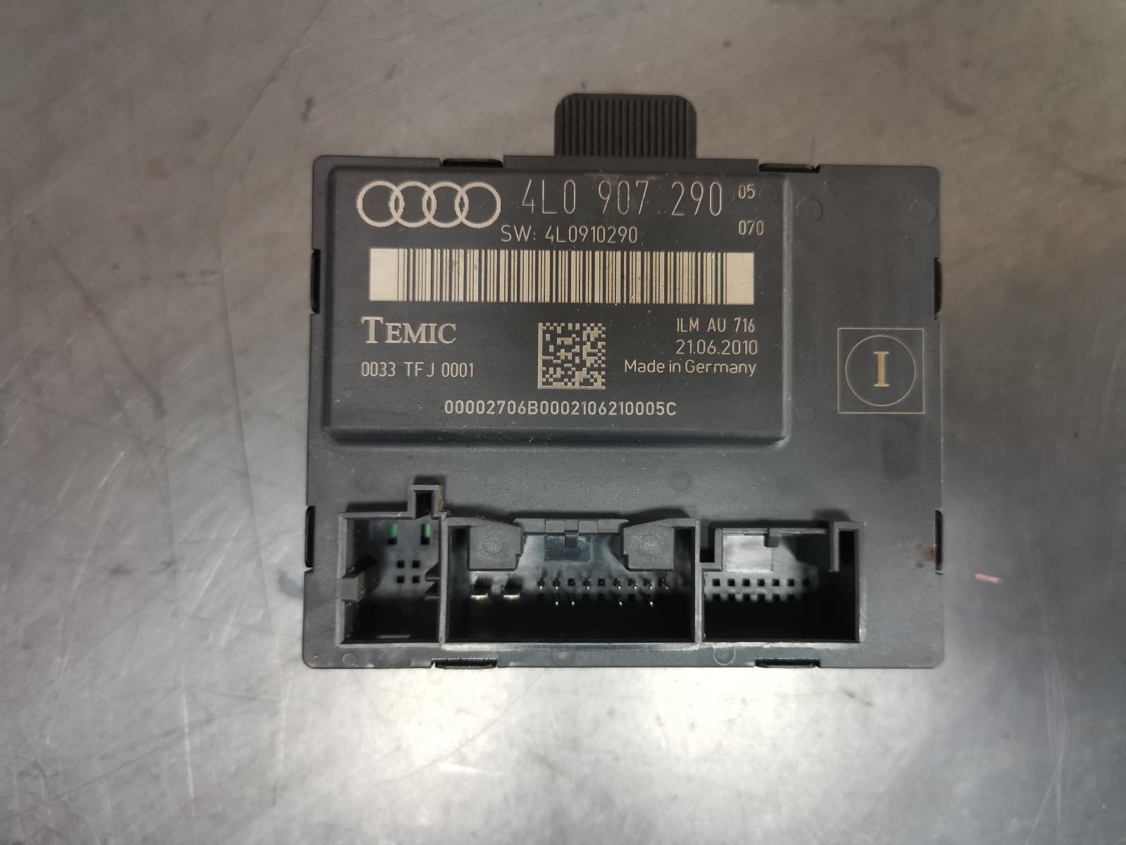 View Auto part Misc Audi Q7 2010