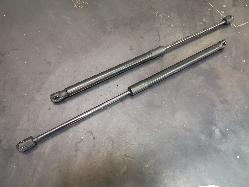 View Auto part Bonnet Hinge/Strut Audi Q7 2010