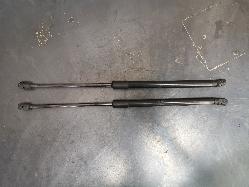 View Auto part Bonnet Hinge/Strut Audi Q7 2010
