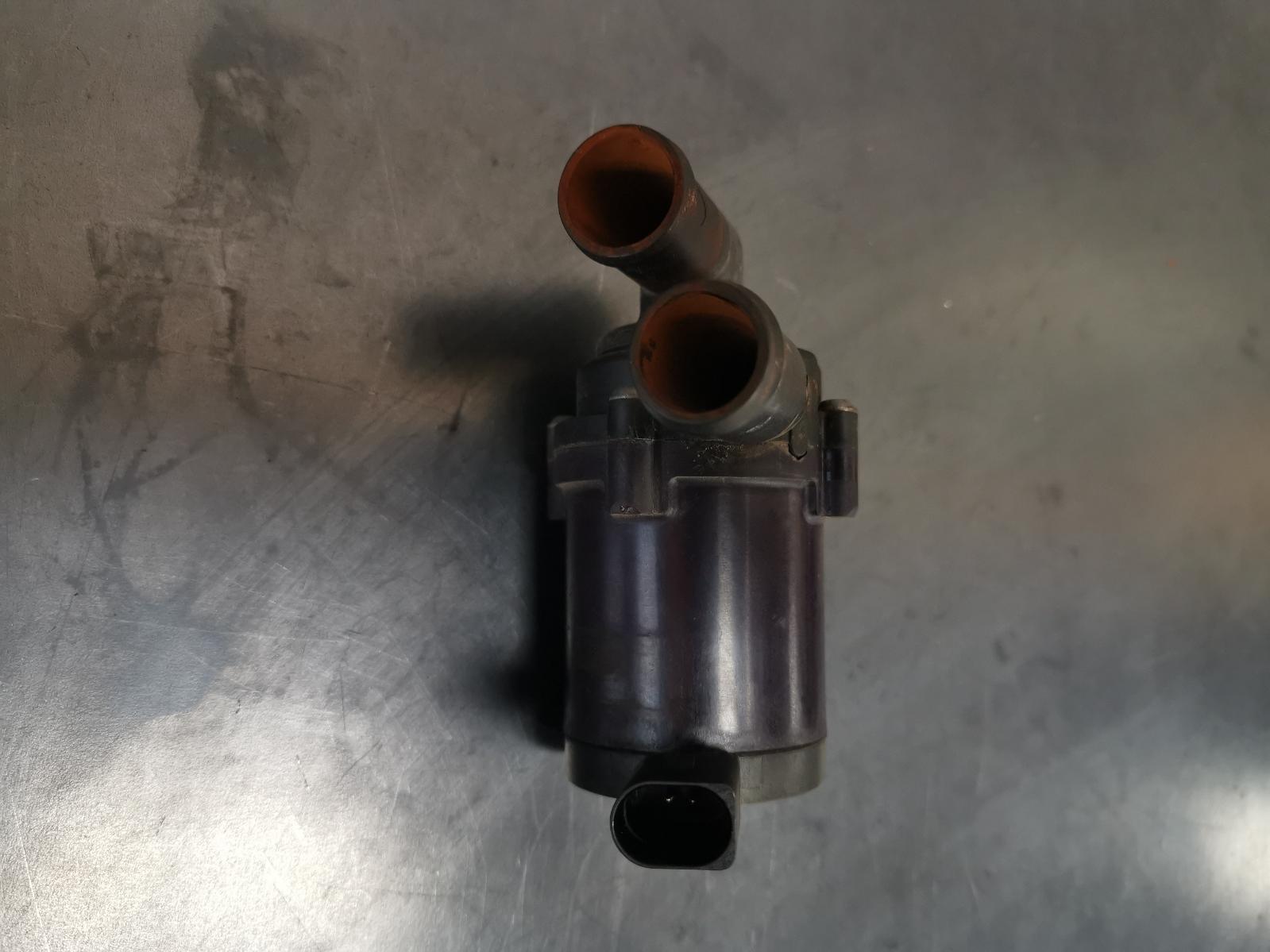2010 Audi Q7 Water Pump View Auto part Water Pump Audi Q7 2010