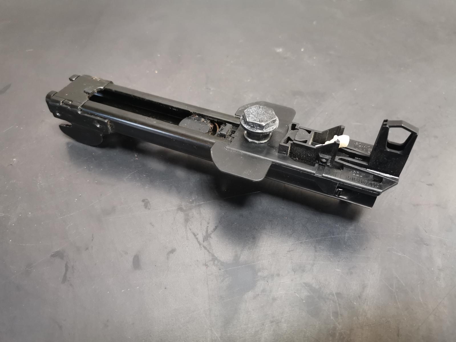 View Auto part Misc Audi Q7 2010