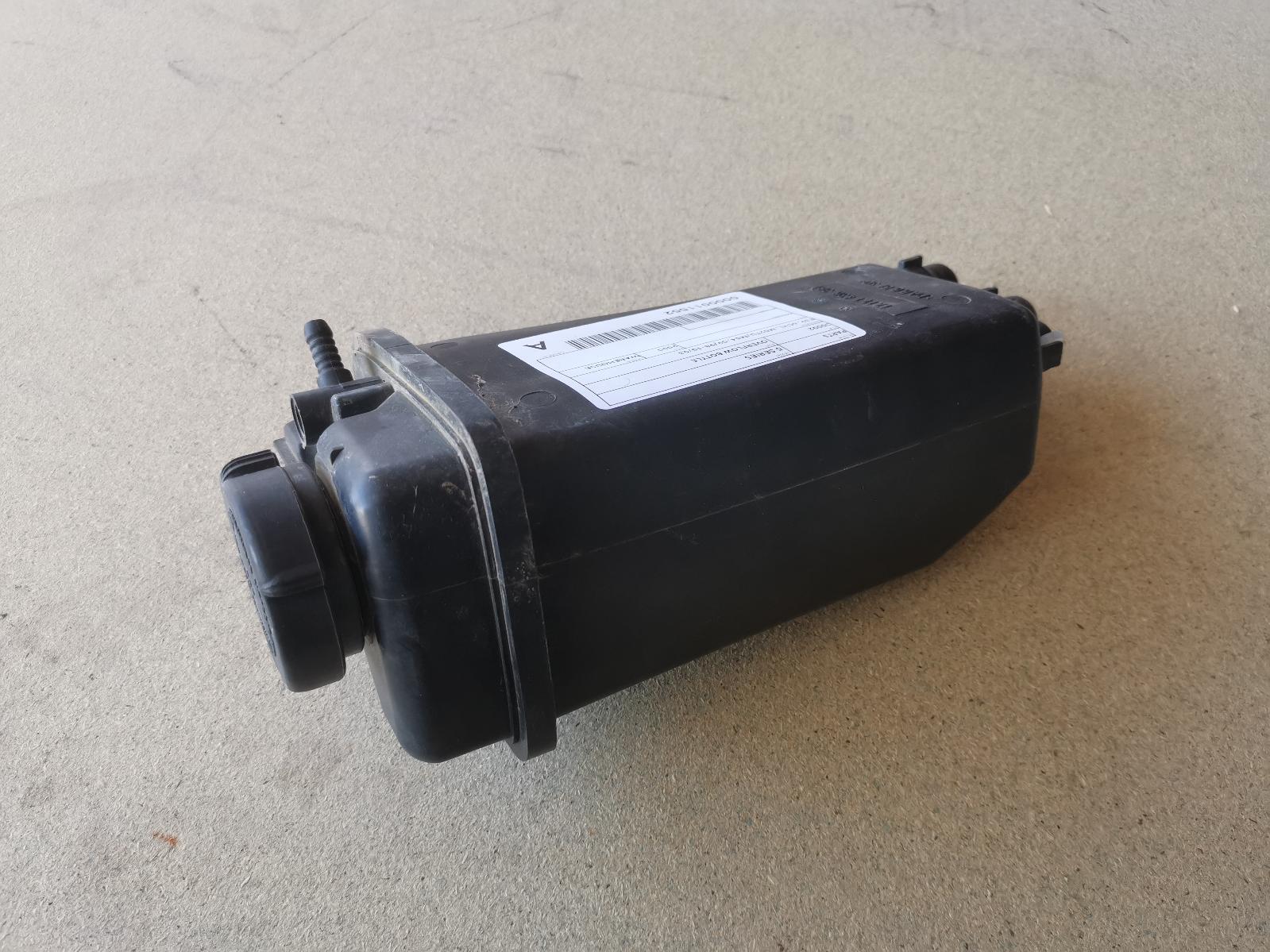 View Auto part Overflow Bottle Bmw 5 Series 2000