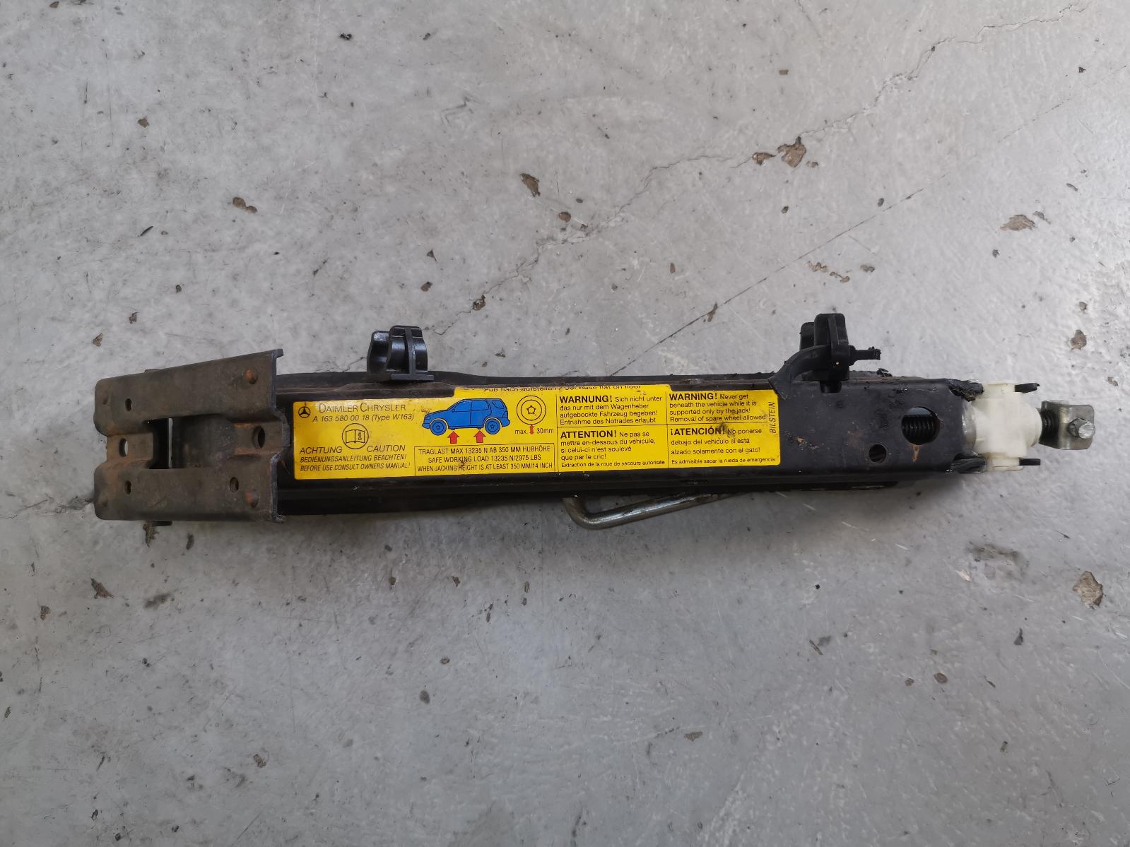2007 Mercedes M Class Jack View Auto part Jack Mercedes M Class 2007