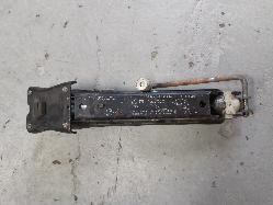 View Auto part Jack Mercedes C Class 2007