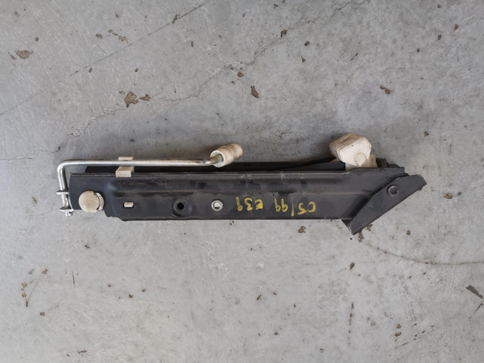 View Auto part Jack Bmw 5 Series 1999