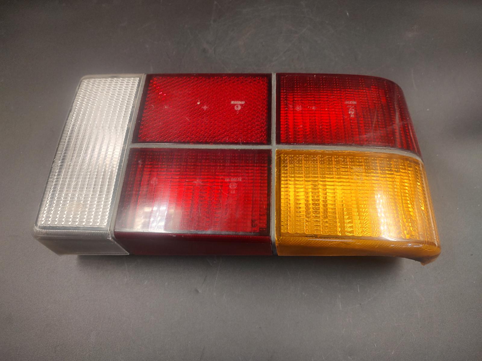 View Auto part Left Taillight Volvo 244 1989