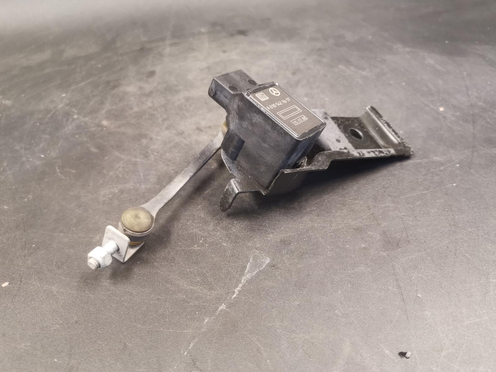 View Auto part Misc Switch/Relay Mercedes S Class 2003