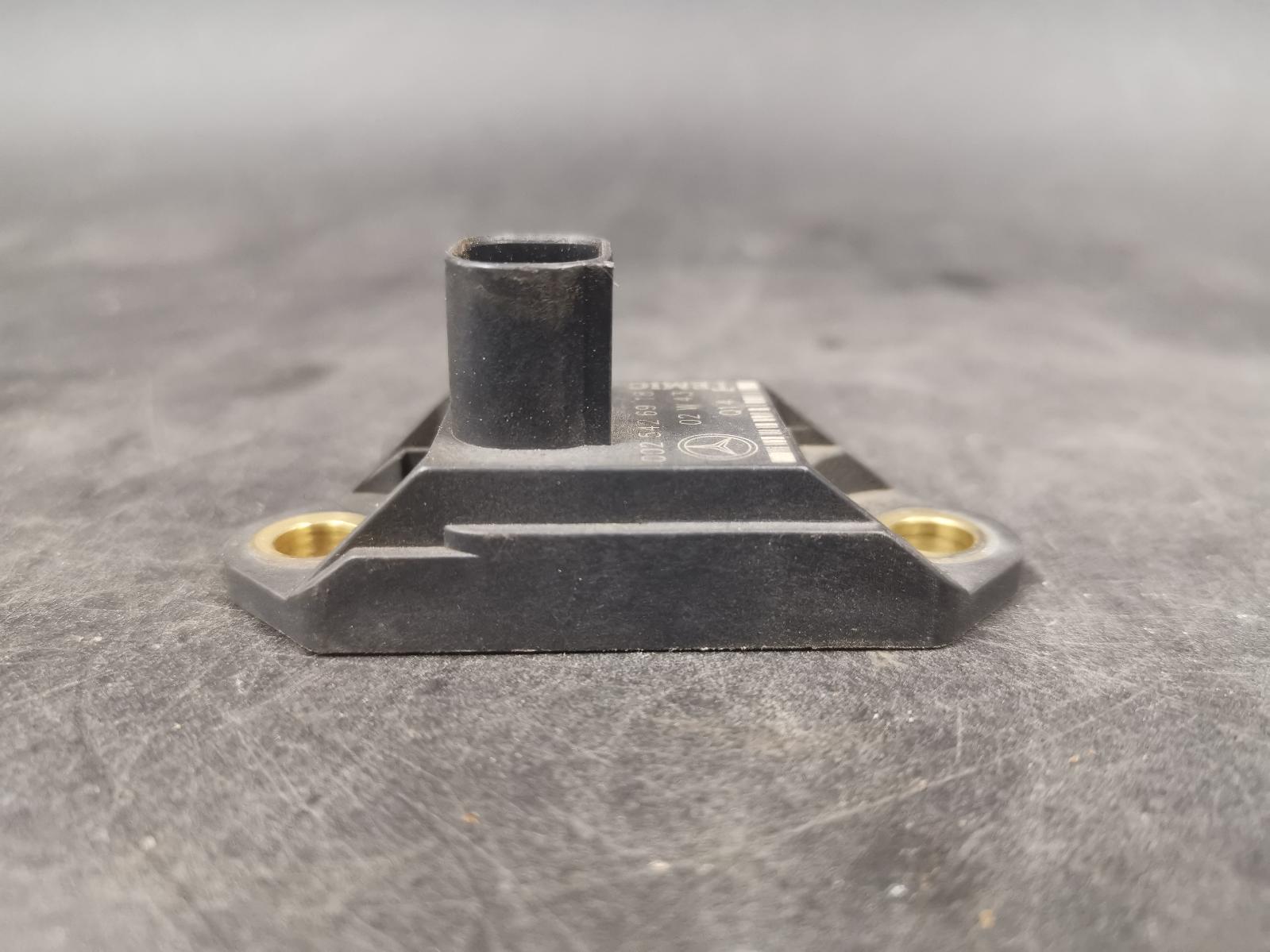 View Auto part Misc Switch/Relay Mercedes S Class 2003