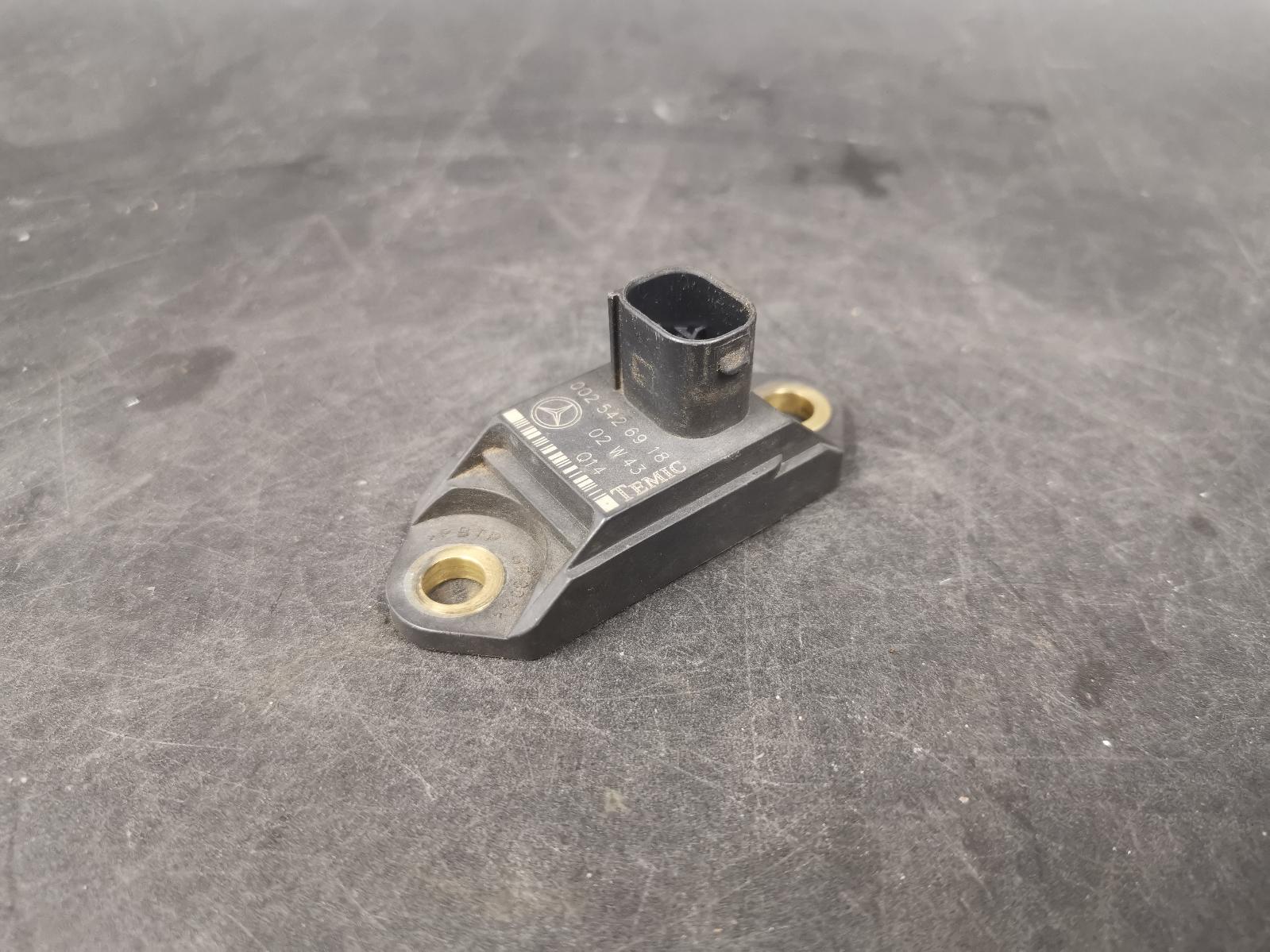 View Auto part Misc Switch/Relay Mercedes S Class 2003