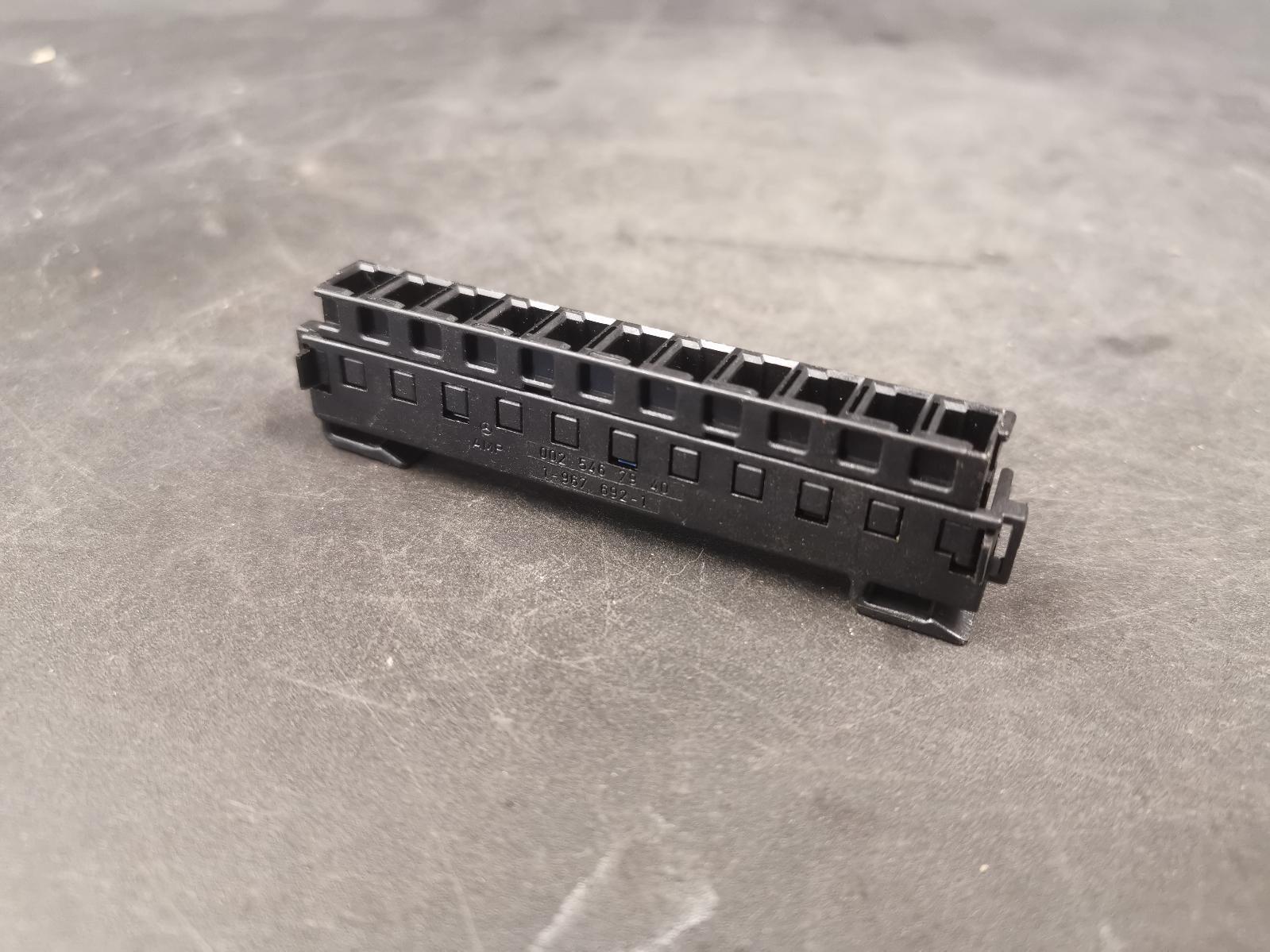 View Auto part Misc Mercedes S Class 2003