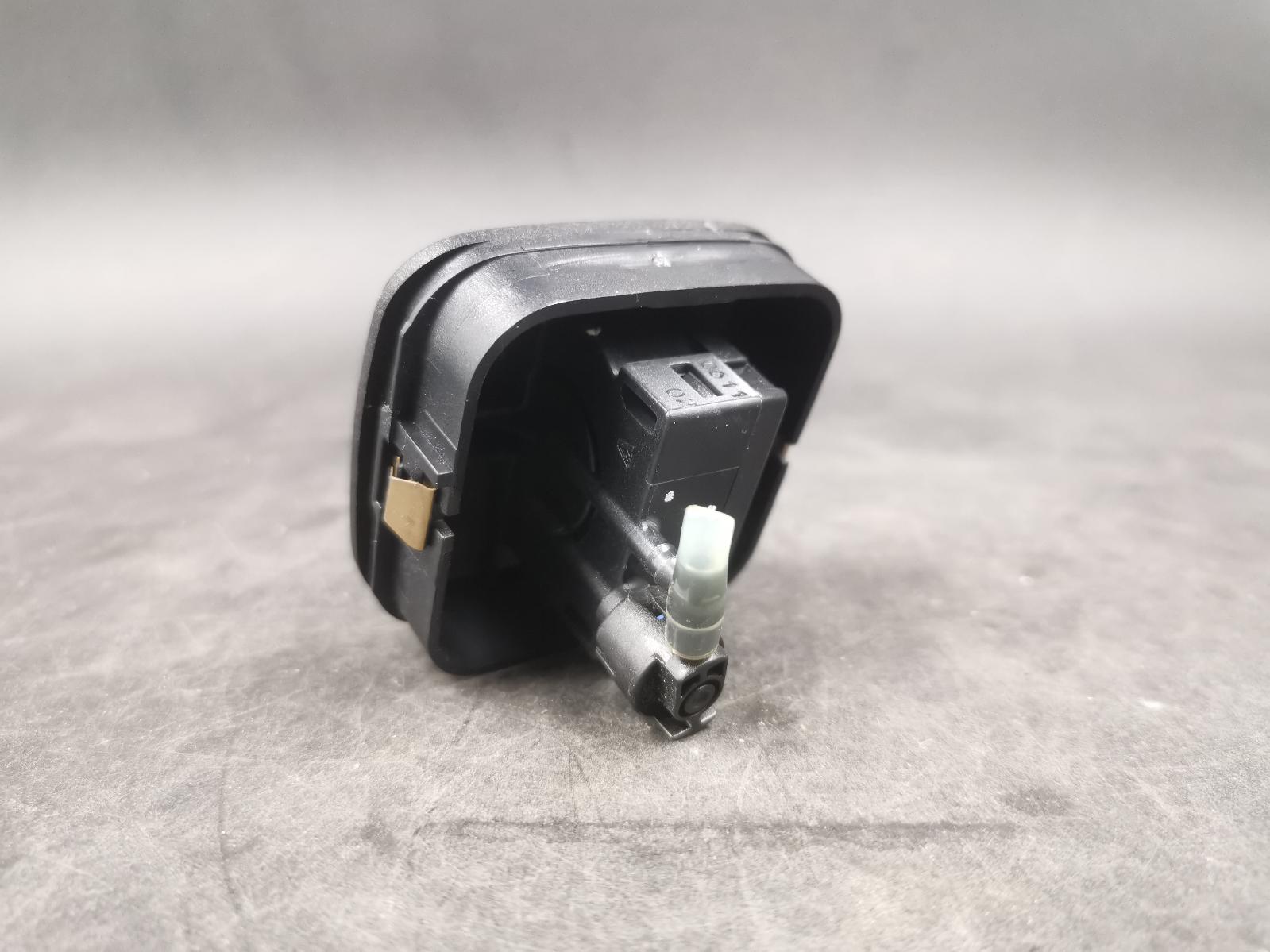 View Auto part Misc Switch/Relay Mercedes S Class 2003