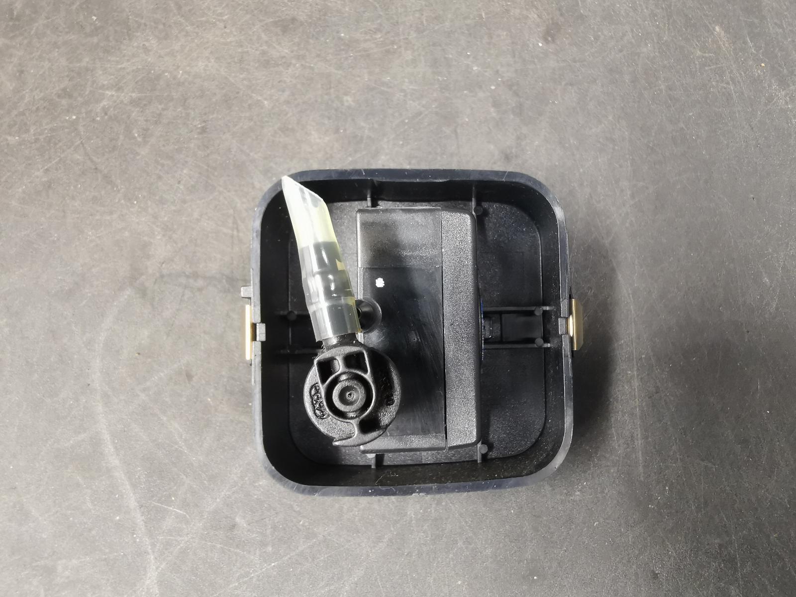 View Auto part Misc Switch/Relay Mercedes S Class 2003