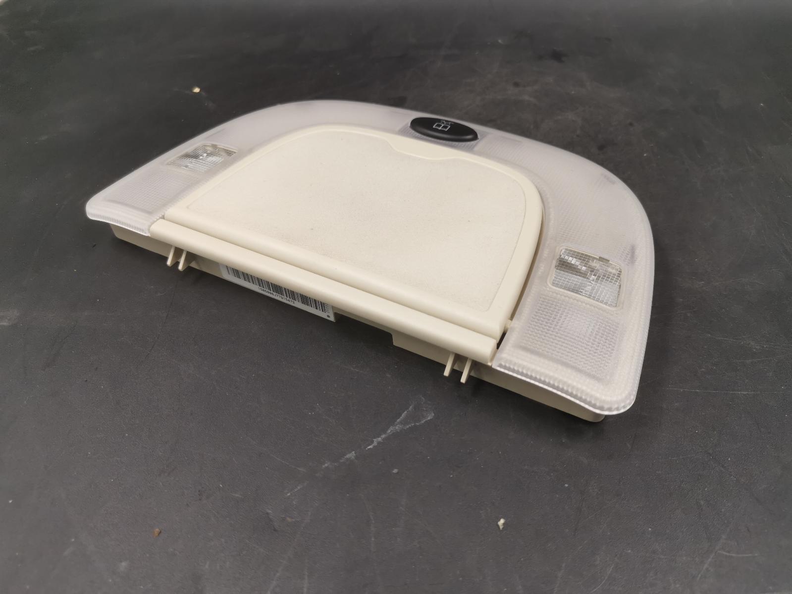 View Auto part Courtesy Light Mercedes S Class 2003