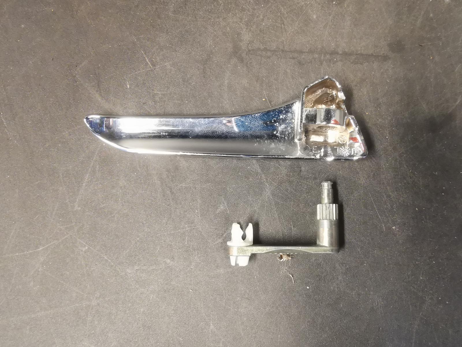 View Auto part Door Handle Mercedes S Class 2003