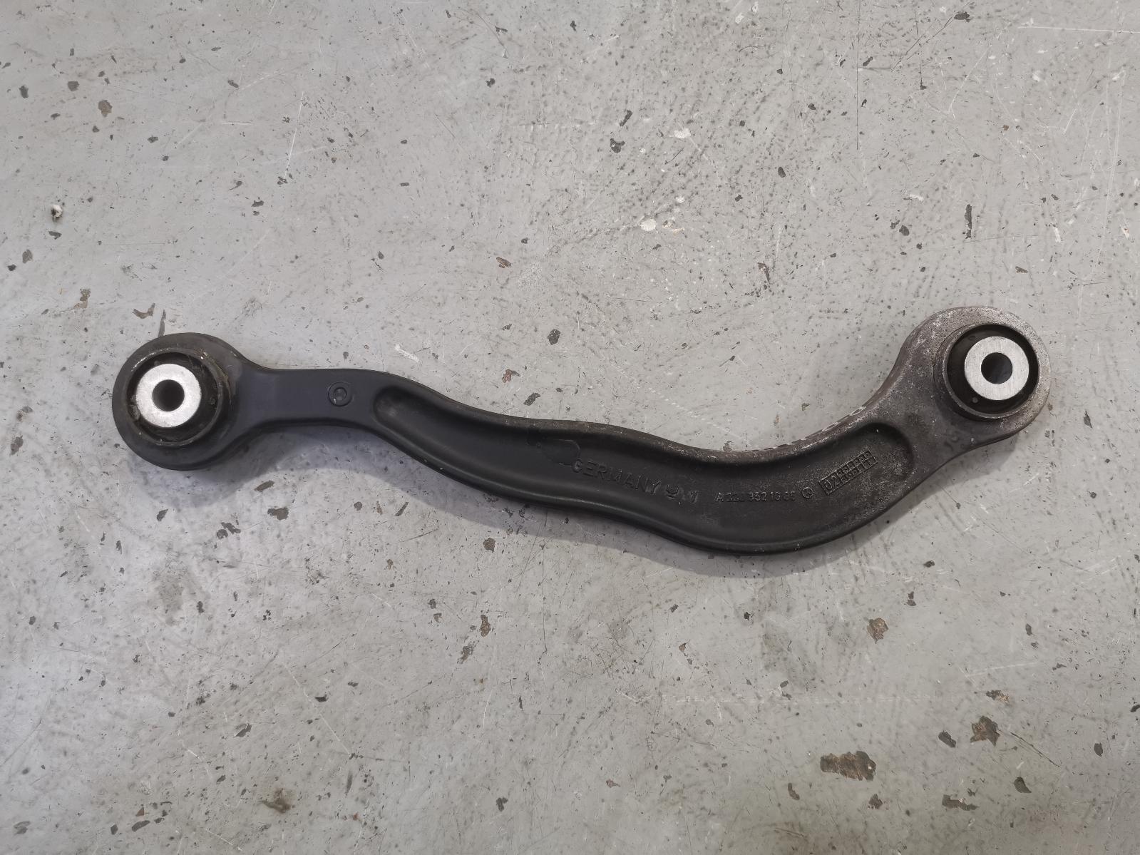 View Auto part Right Rear Trailing Arm Mercedes S Class 2003