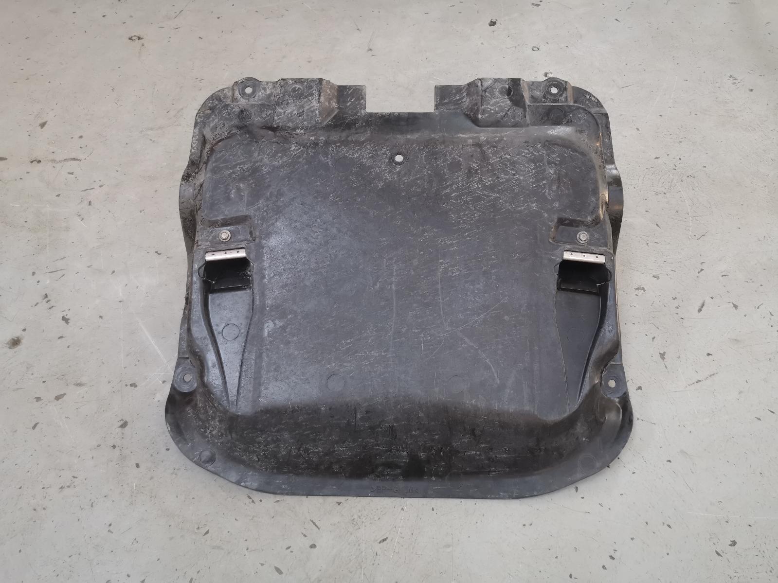 View Auto part Sump Guard Mercedes S Class 2003