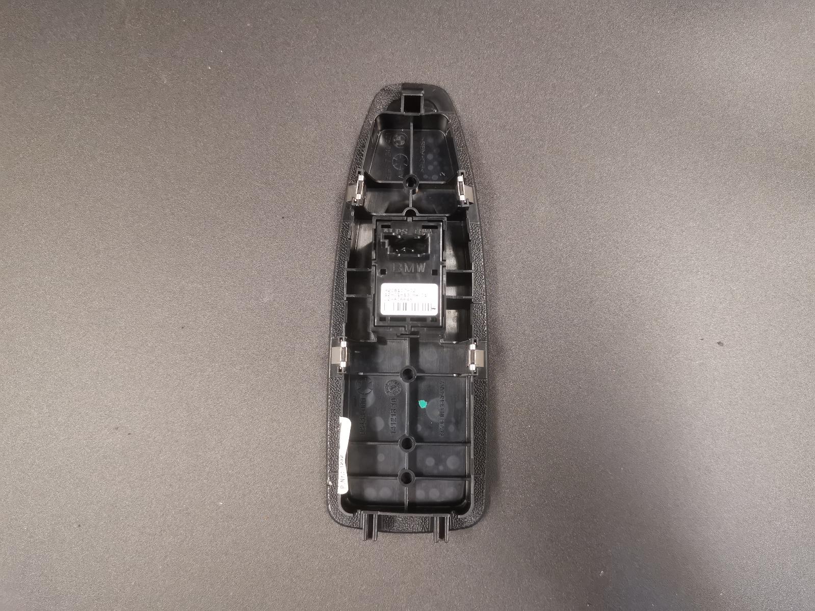 View Auto part Pwr Dr Wind Switch Bmw 1 Series 2013