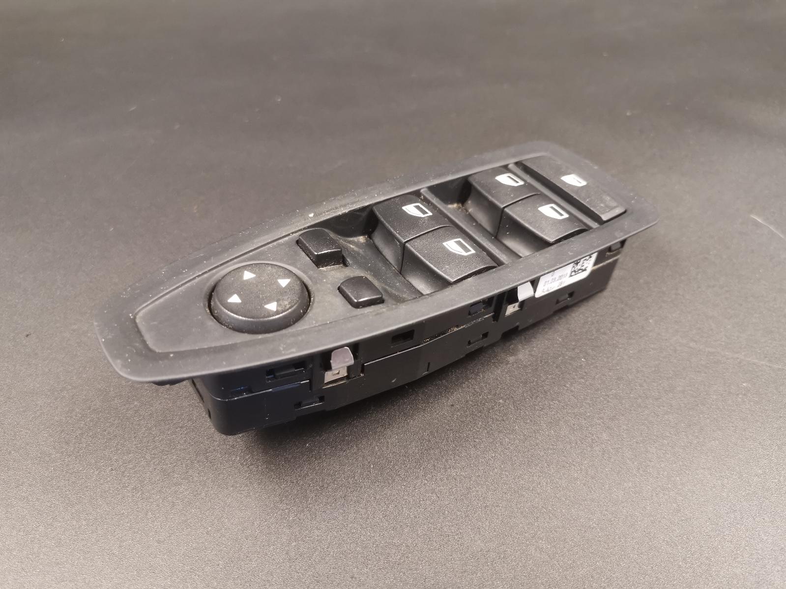 View Auto part Pwr Dr Wind Switch Bmw 1 Series 2013