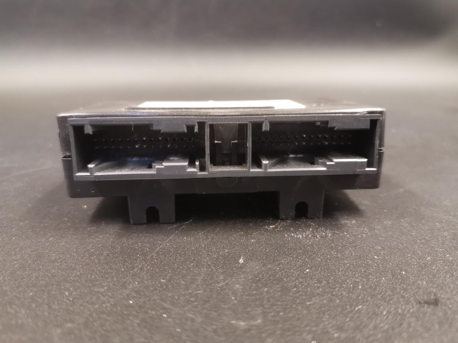 View Auto part Ecu Bmw 1 Series 2013