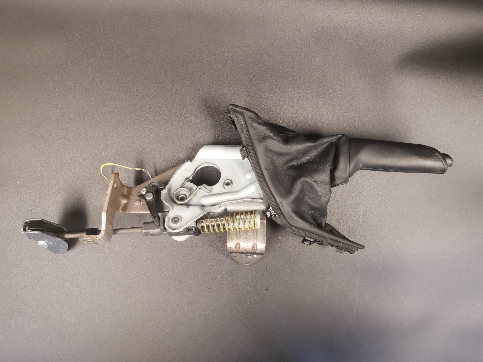 View Auto part Handbrake Lever Bmw 1 Series 2013