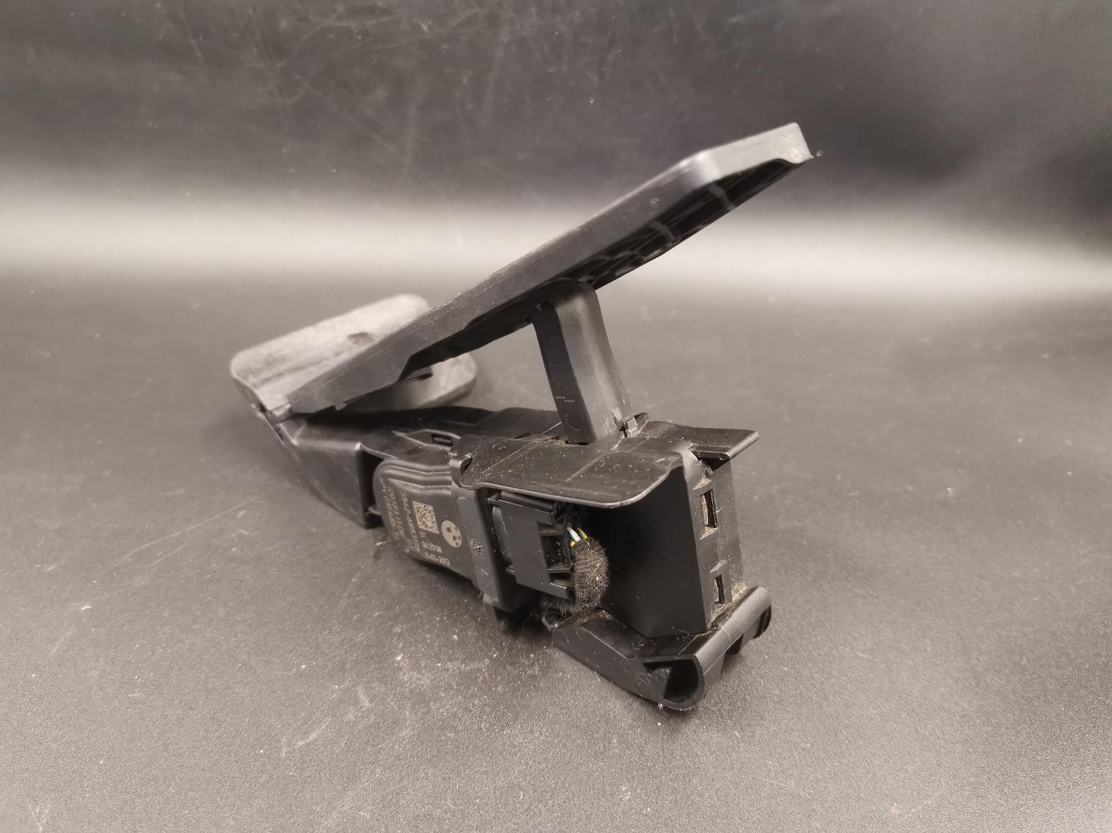 View Auto part Pedal Assembly Bmw 1 Series 2013