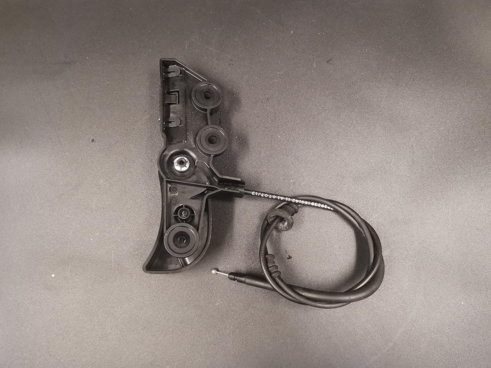 View Auto part Bonnet Release Bmw 1 Series 2013