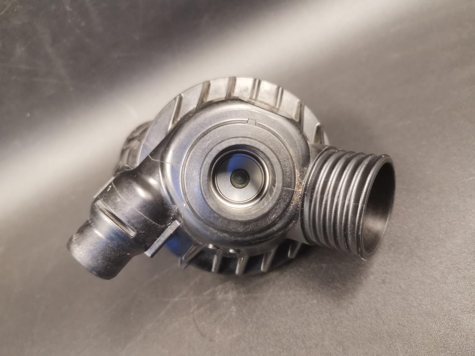 View Auto part Thermostat Housing Bmw 1 Series 2013