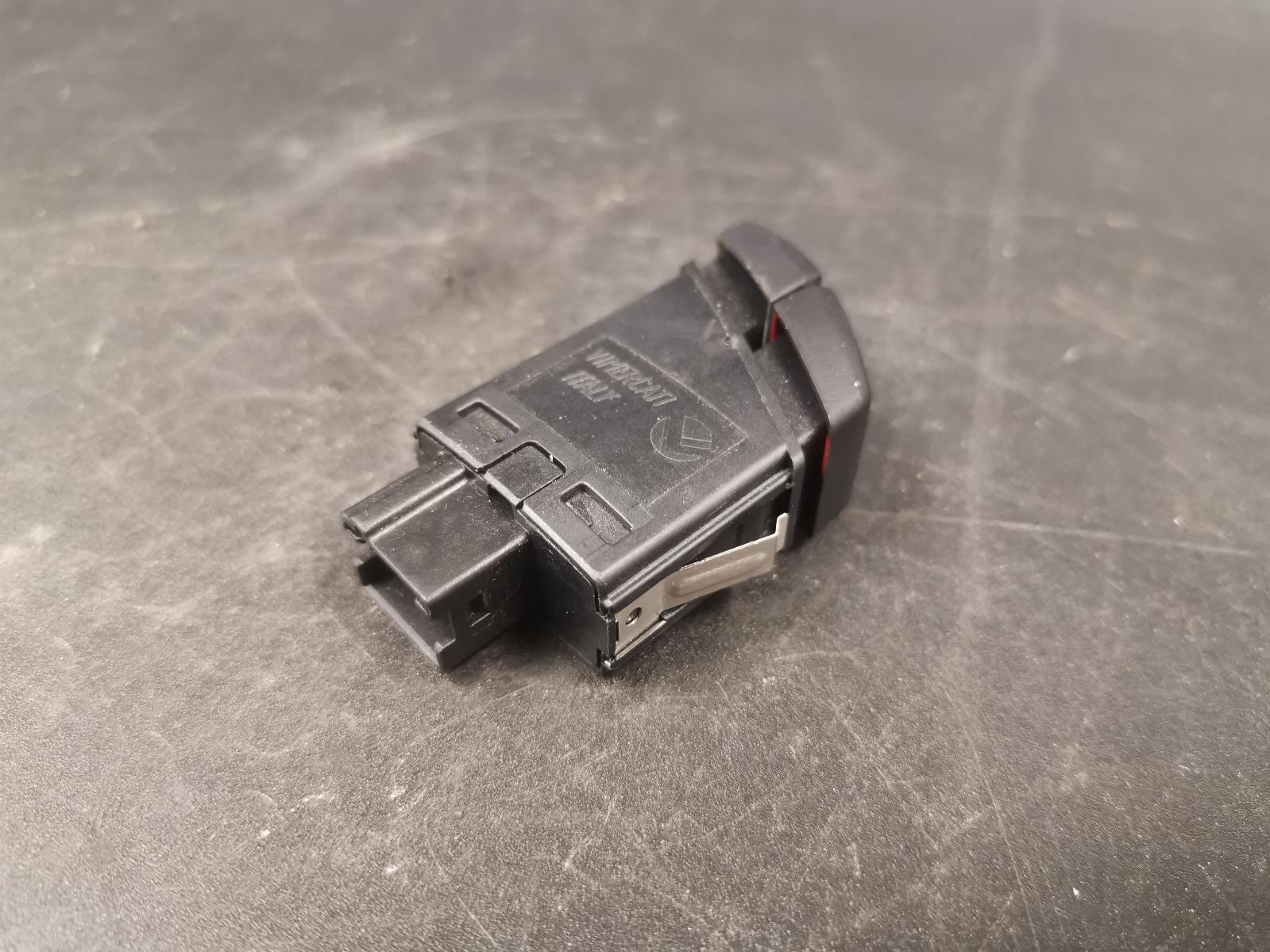 View Auto part Flasher/Hazard Relay Bmw 5 Series 2013