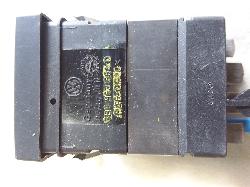 View Auto part Misc Switch/Relay Volkswagen Passat 2002