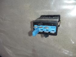 View Auto part Misc Switch/Relay Volkswagen Passat 2002